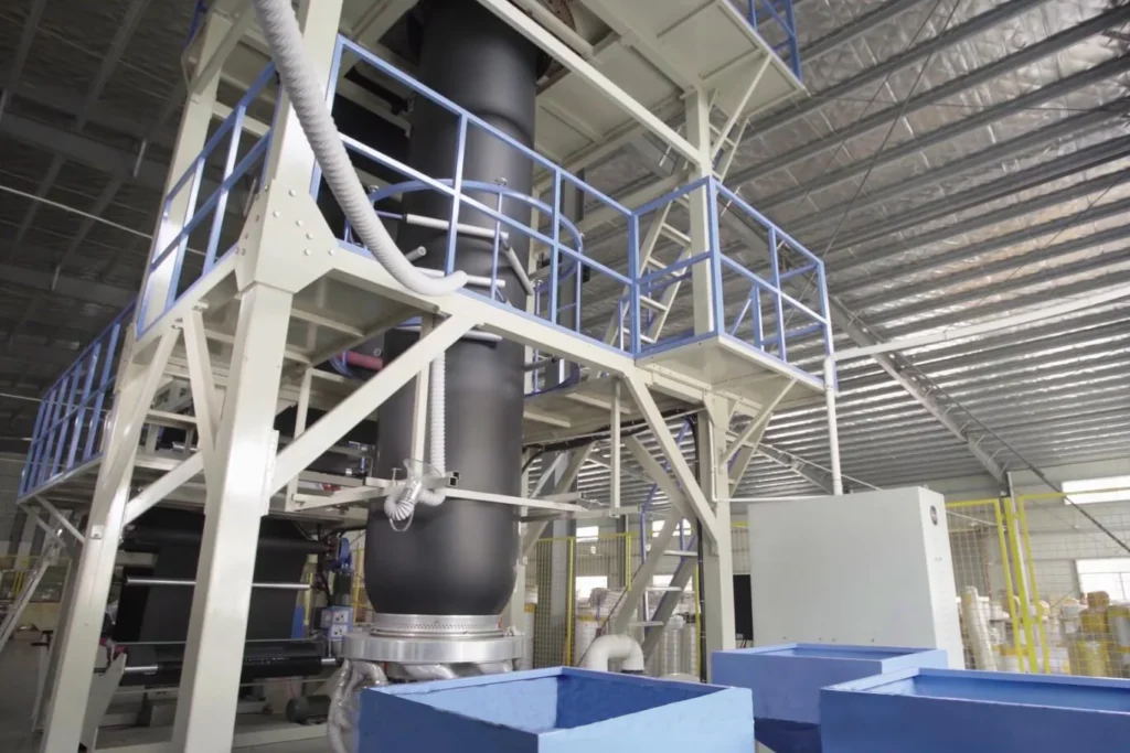 factory-three-layer-pe-blown-film-line-01